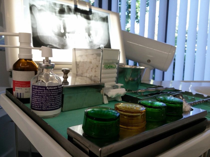 Tandarts praktijk Milsbeek spoedhulp door narcosetandarts en tandartsen